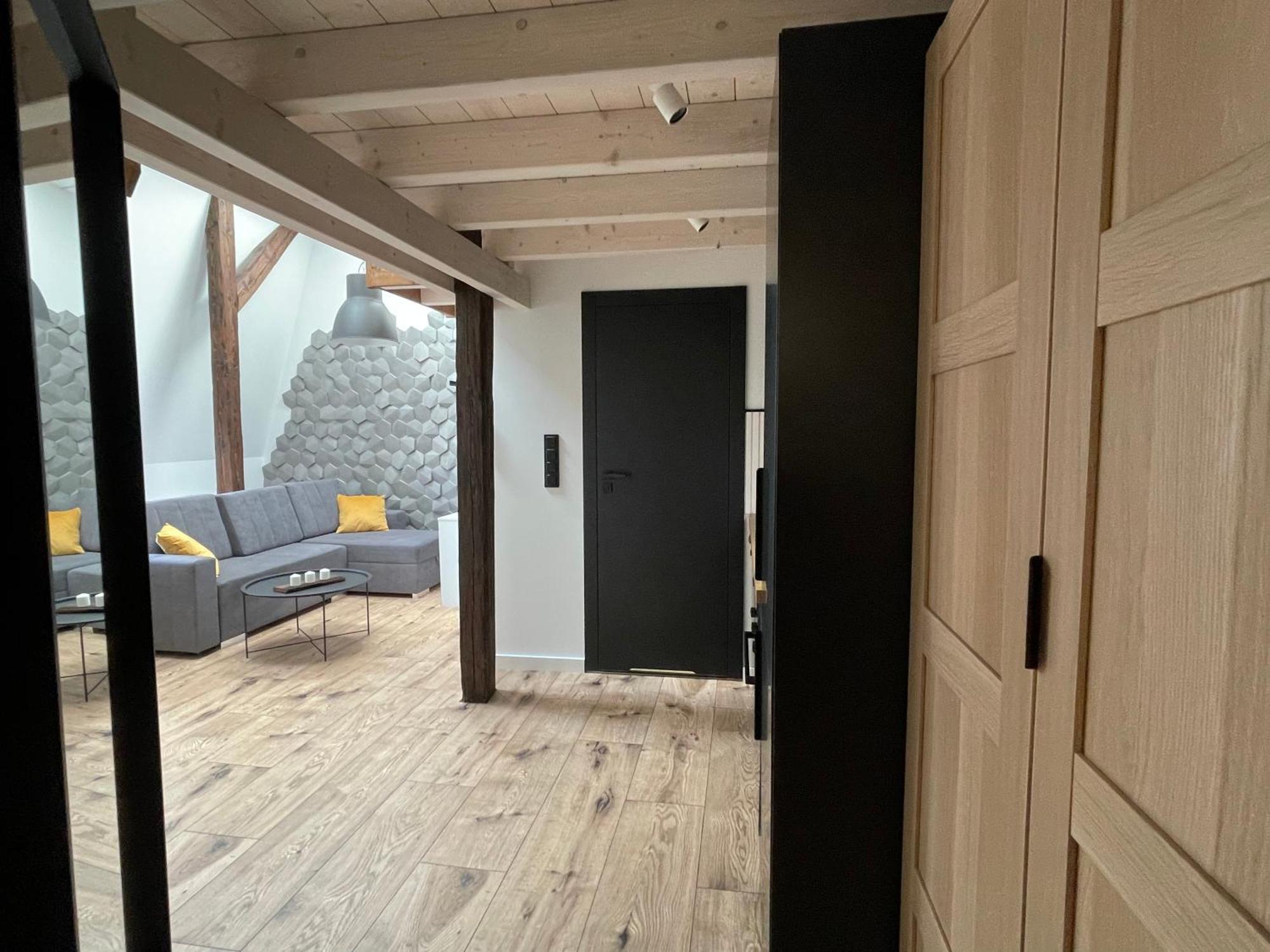Loft In The City Center By Kobiela Apartments คาโตวีตเซ ภายนอก รูปภาพ