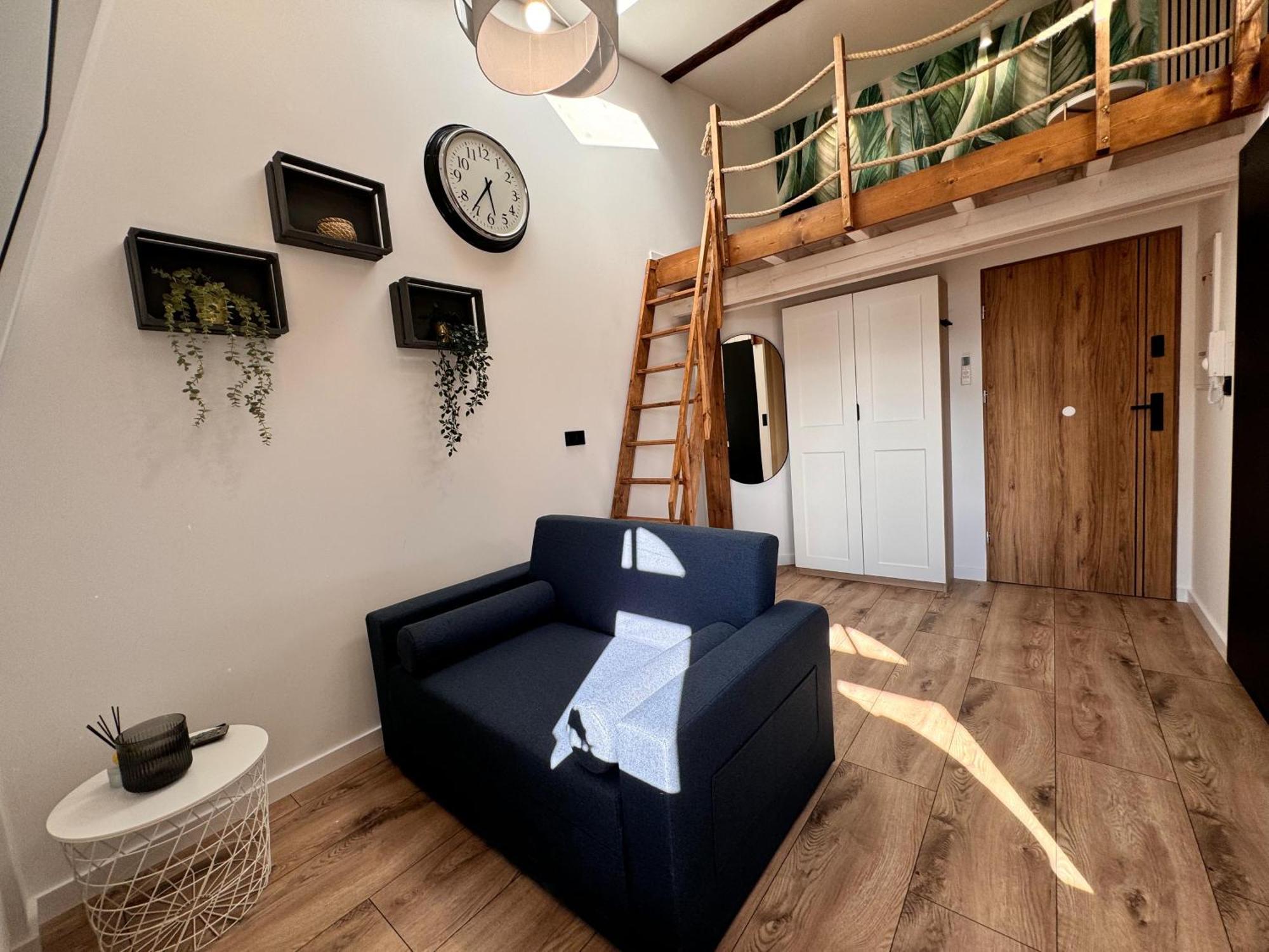 Loft In The City Center By Kobiela Apartments คาโตวีตเซ ภายนอก รูปภาพ