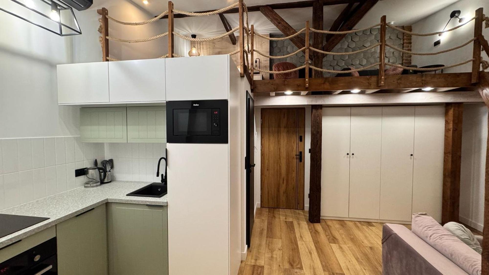 Loft In The City Center By Kobiela Apartments คาโตวีตเซ ภายนอก รูปภาพ