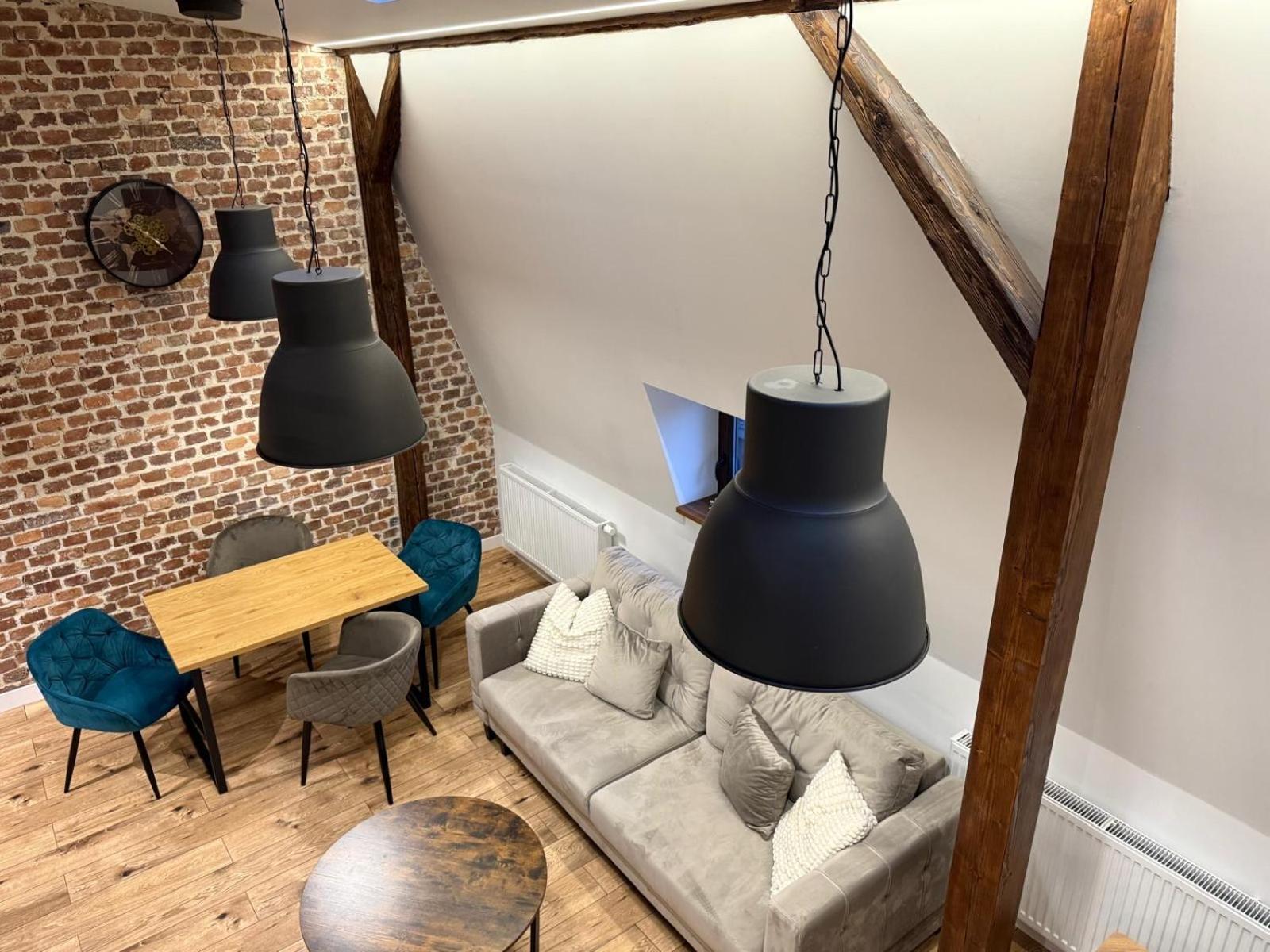 Loft In The City Center By Kobiela Apartments คาโตวีตเซ ภายนอก รูปภาพ