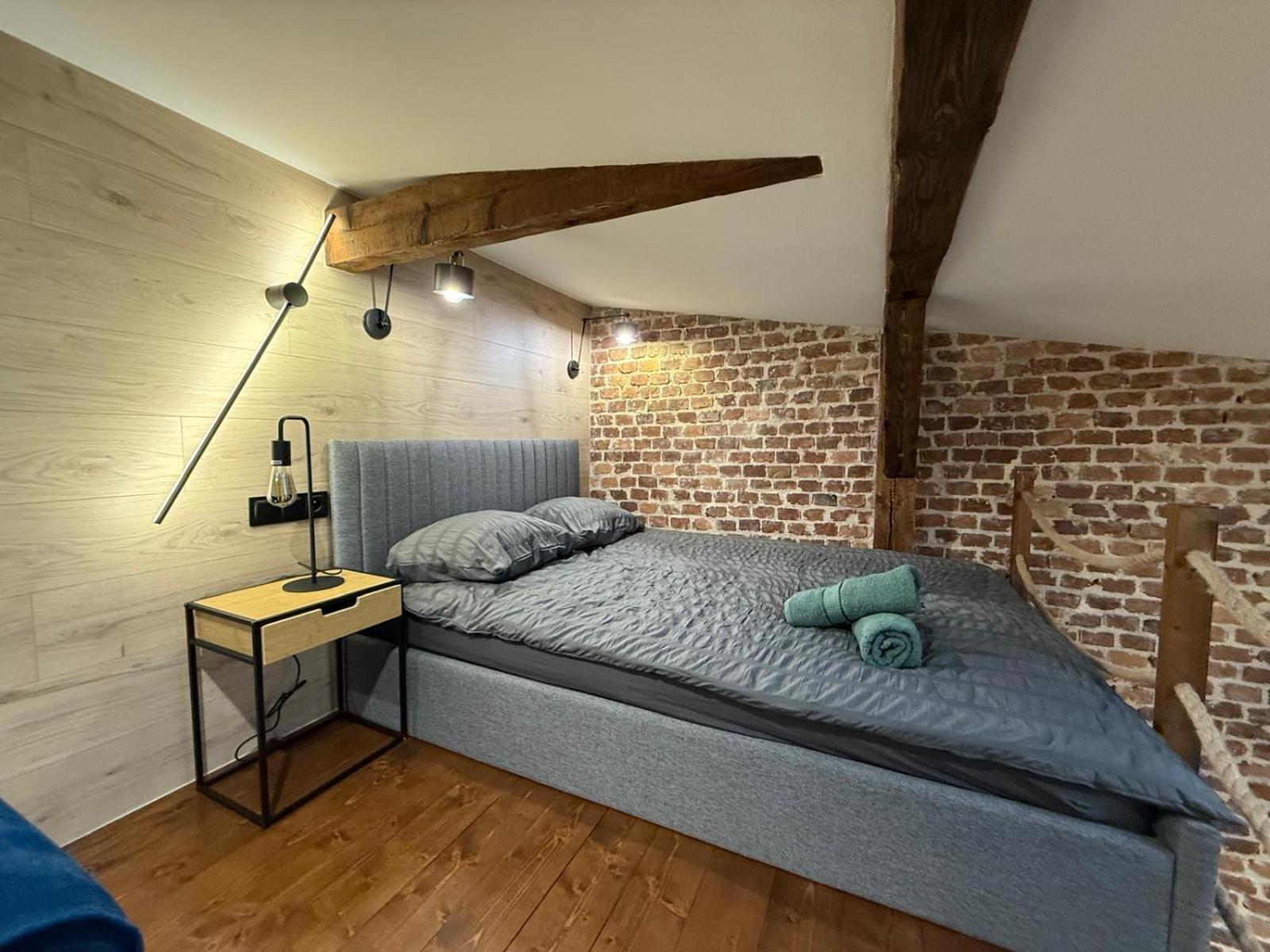 Loft In The City Center By Kobiela Apartments คาโตวีตเซ ภายนอก รูปภาพ