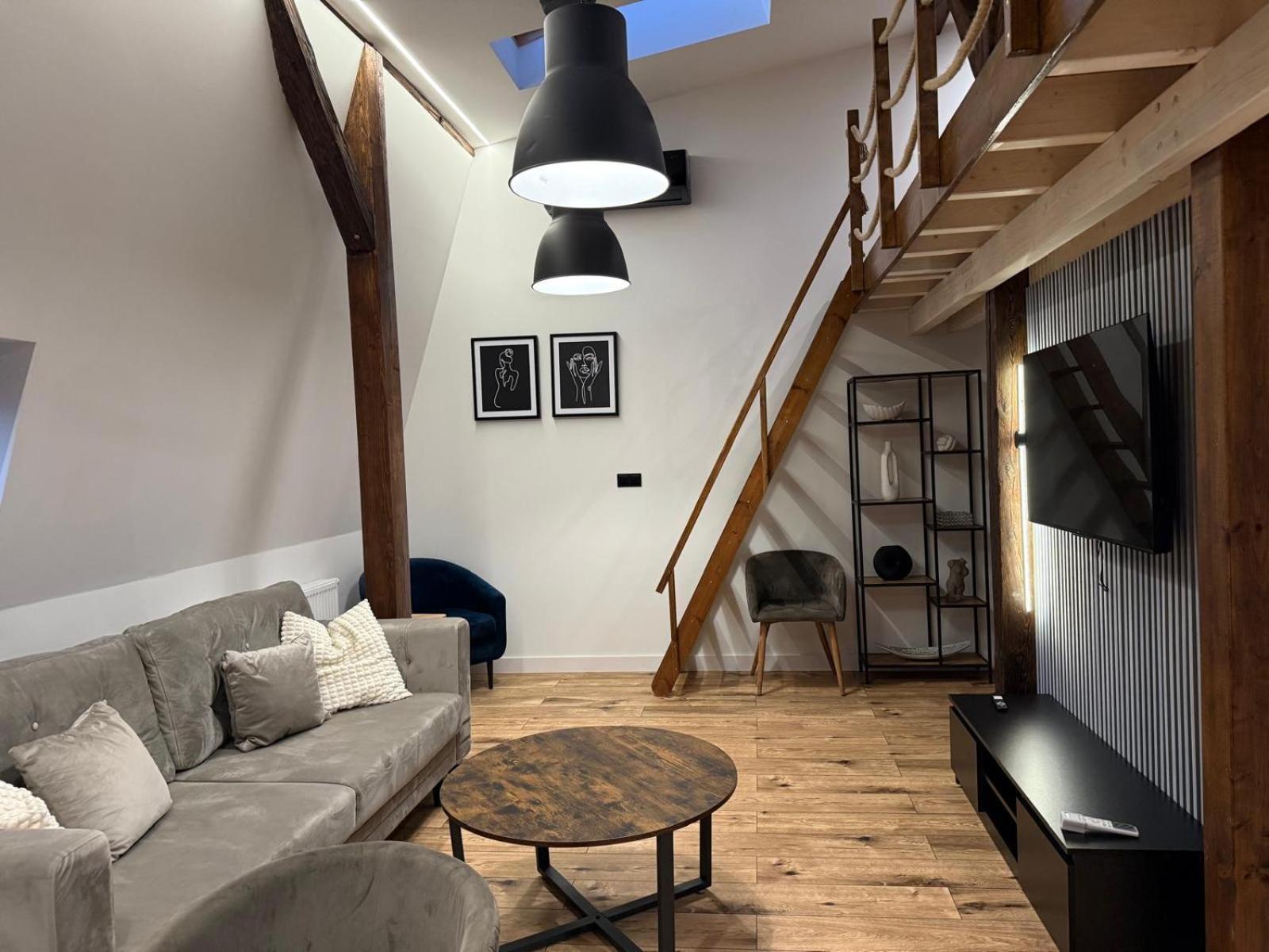 Loft In The City Center By Kobiela Apartments คาโตวีตเซ ภายนอก รูปภาพ